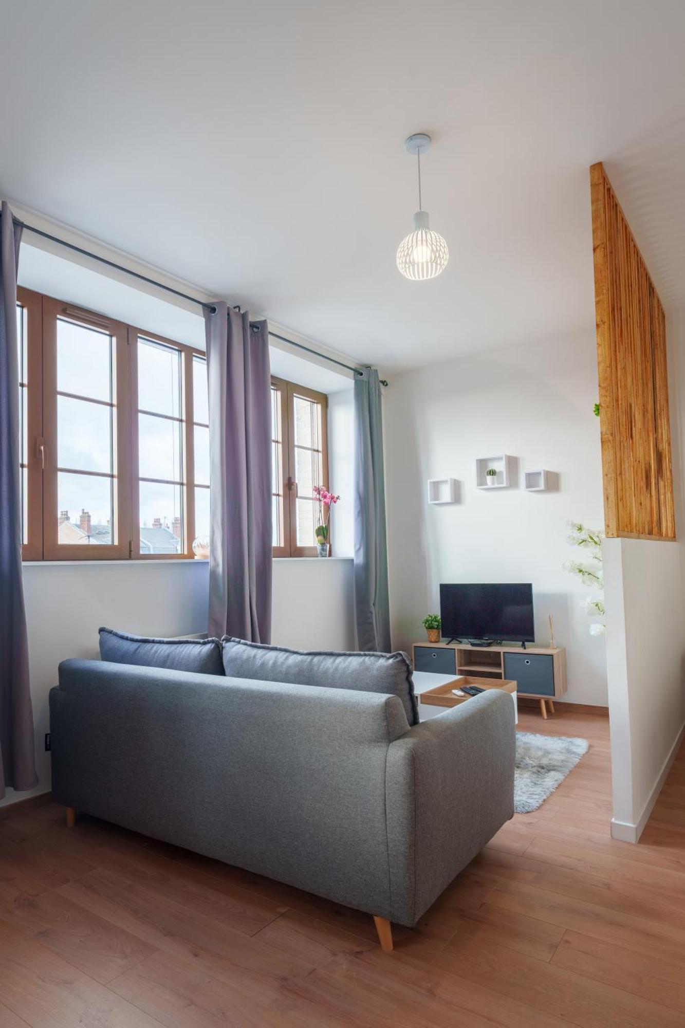 Le Fleur De Cerisier - Zmn Conciergerie Apartment แซ็ง-ก็องแต็ง ภายนอก รูปภาพ