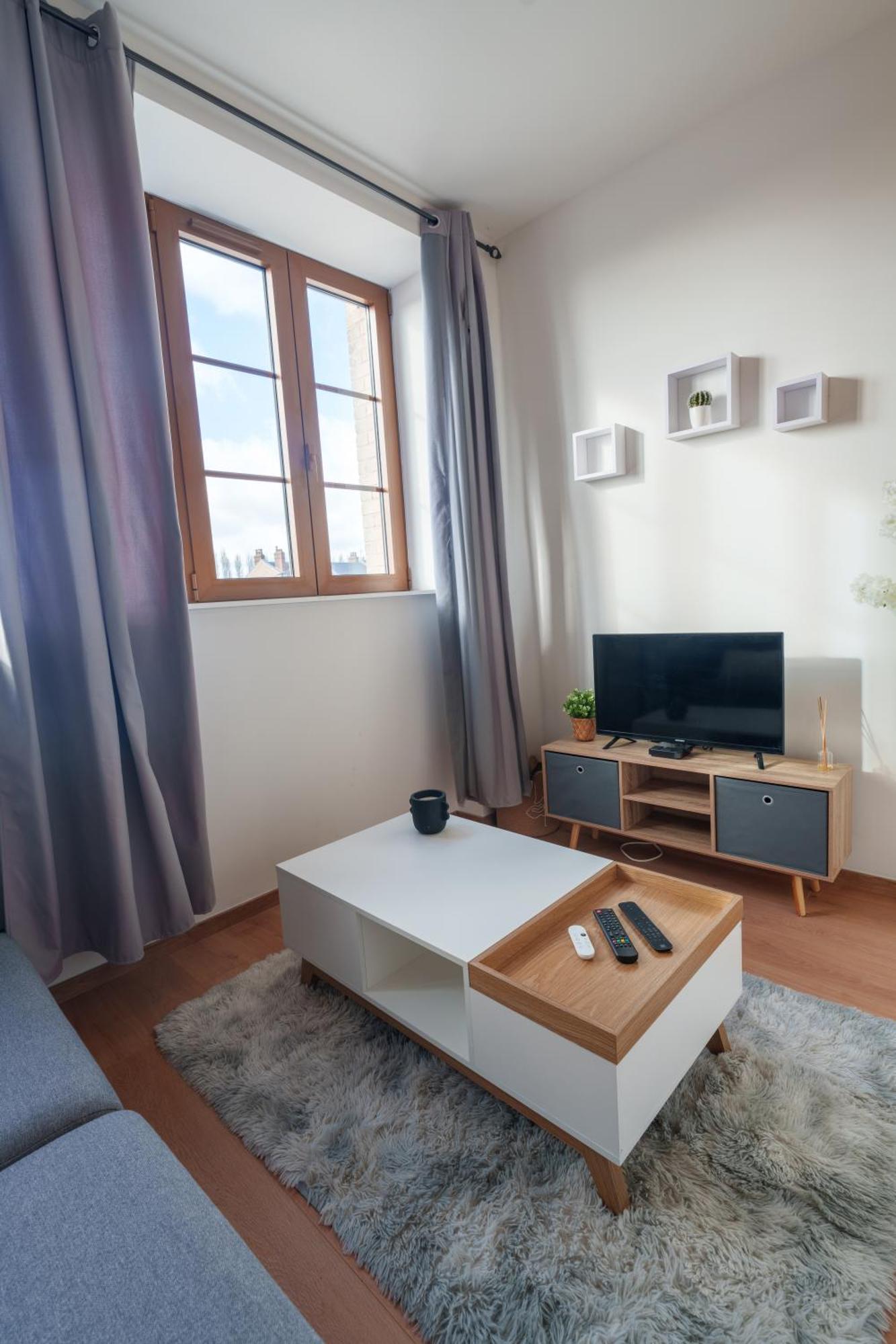 Le Fleur De Cerisier - Zmn Conciergerie Apartment แซ็ง-ก็องแต็ง ภายนอก รูปภาพ